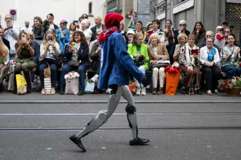 Foto 1 von Unitree G1 Humanoid – für Events, Messen & Brand Experiences